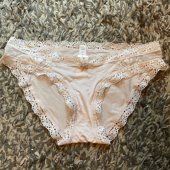 Aerie Undie Bundle - Picture 3 of 5